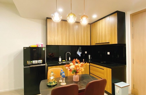 District 9 Apartment | LuxeNestVN! spacious apartment,saltwater pool, a fitness center, Vinwonder.