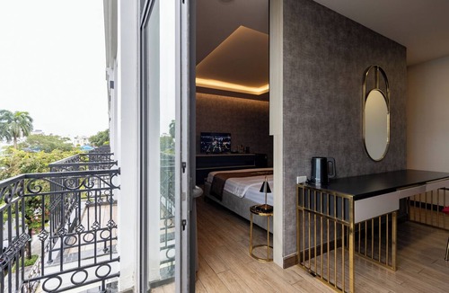 Ninh Kieu Hotel | Luxhome Mekong Hotel