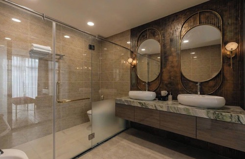 Ninh Kieu Hotel | Luxhome Mekong Hotel