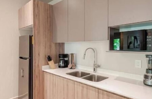 Ejidal Apartment | Luxurious apartment with pool.