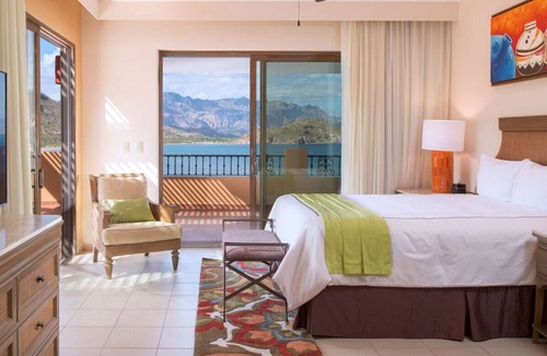 Loreto Apartment | Luxurious Beachfront Retreat with Stunning Sea Views