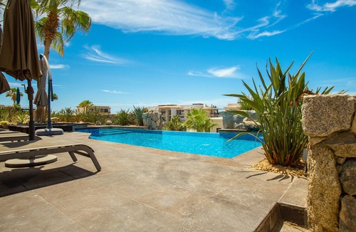 Cabo San Lucas House | Luxurious Modern Villa w/private pool & jacuzzi,10mins from Downtown +Springrate