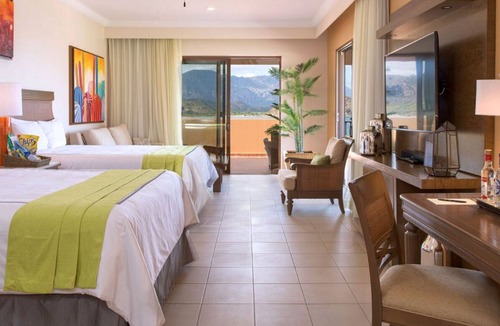 Loreto Hotel | Luxurious Retreat in Loreto with Breathtaking Views