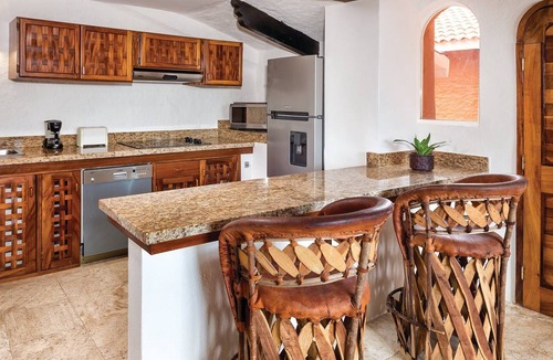 Almacen Apartment | Luxurious Studio Suite at WorldMark Zihuatanejo