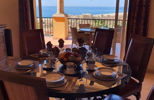 Marina Villa | Luxurious Villa at Montecristo Estate David & Lorena
