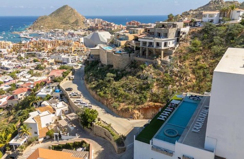 Centro Apartment | Luxury 2 Bed heart of Cabo OView Pedregal 802