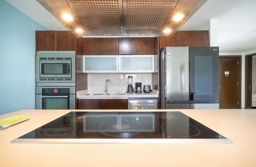 Puerto Juarez Condo | Luxury 2 BR Condo Jacuzzi & Pool - Mareazul
