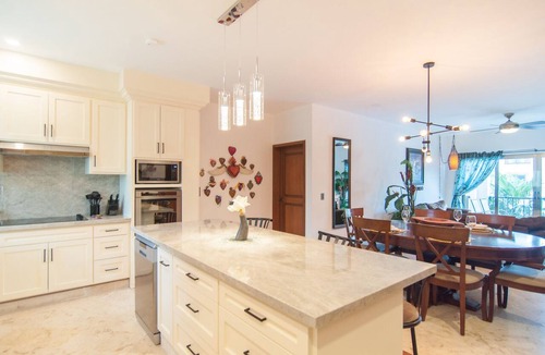 Playacar Condo | Luxury 3 Bdrm Condo in Playacar. Tennis & Golf Close By, Shops Walking Distance!