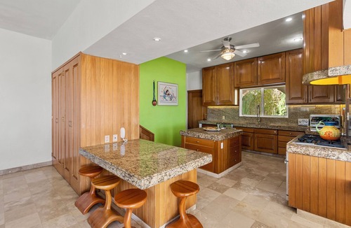 Amapas Villa | LUXURY 5 STAR 7200 SQ FT VILLA WITH PREMIER LOCATION TO BEACH AND TOWN