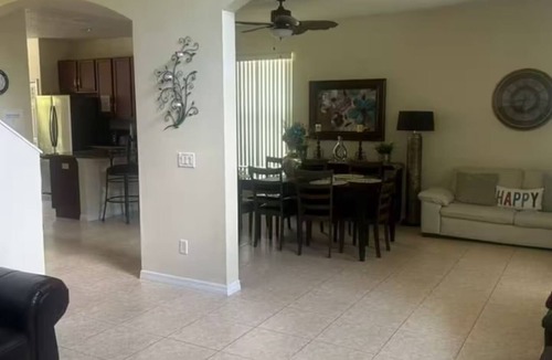 Seasons House | Luxury 5BR Pool Home Near Disney Family Retreat