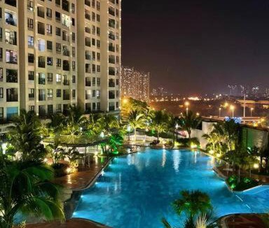 Trung Hoa Nhan Chinh Apartment | Luxury Apartment for rent Vinhomes D’Capitale 03