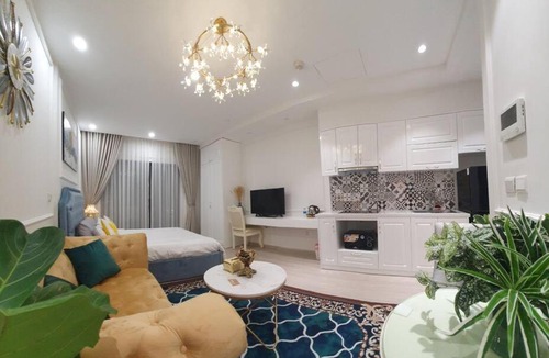 Tay Ho Apartment | Luxury econest - Apartment with swimming pool & gym