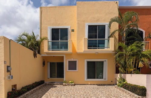Cancun Villa | Luxury House 25 for 6-7 p, with Pool Cancun!
