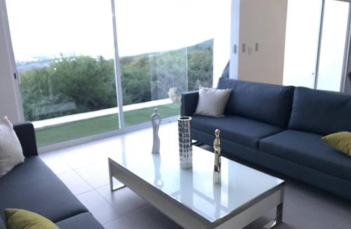 Queretaro House | Luxury house with all the amenities Gym Seg Aa cal Pool Tv Wifi