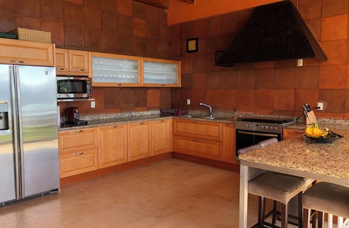 El Santuario House | LUXURY IN THE MOUNTAINS. Ideal to relax with family and friends.