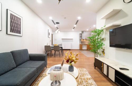 Binh Thuan Apartment | Luxury modern apartment at Eco Green Saigon