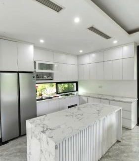 Phuc Yen Villa | Luxury Mountain View 3BR Villa Pool 10ppl