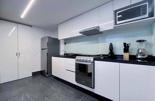 Hipodromo Condesa Apartment | Luxury stay in Condesa | Rooftop, Pool & Views