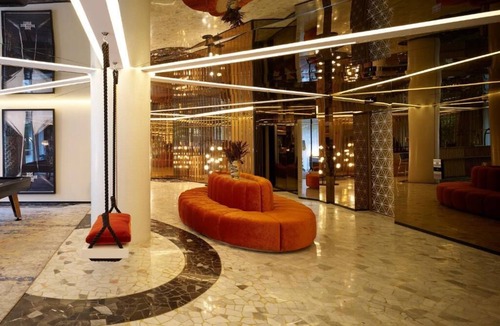 Hipodromo Hotel | Luxury Urban Escape w/Terrace | Pet-friendly | Near El Pendulo Bookstore