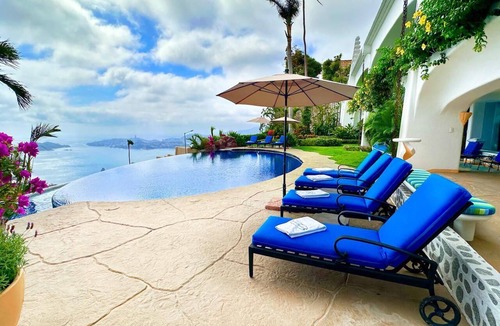 La Cima Villa | Luxury vacation villa Las Brisas, 8 Bedrooms, 18+persons, butlers, gourmet chef