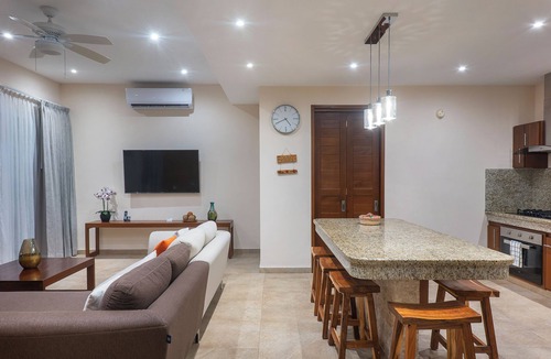 La Veleta Villa | Luxury villa in Tulum with pool, fit 20ppl -10min from the beach!