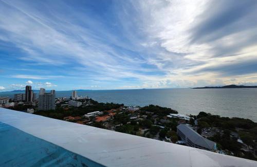 Pratumnak Hill Apartment | Luxus Condo im ANDROMEDA Pattaya