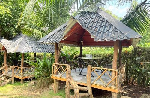 Tan Uyen Town Hotel | LYSA Hotel