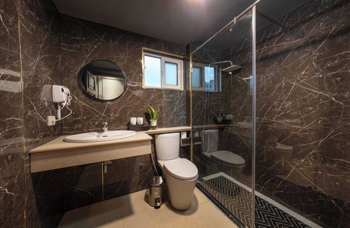 Van Mieu Hotel | Madelise Hanoi View Hotel