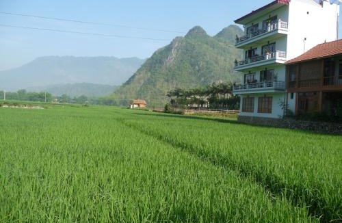 Mai Chau Hotel | Mai Chau Valley View Hotel