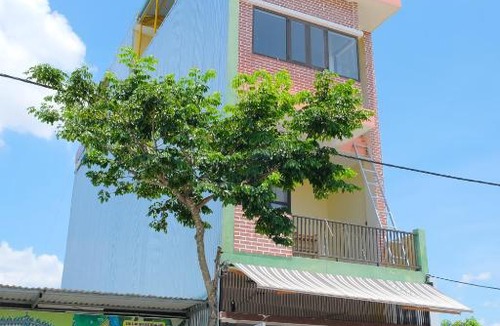 Dien Ban Bed & Breakfast | Mango Beach Inn