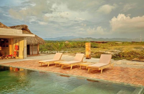 Los Tamarindos House | Mariana 1 , beach front home