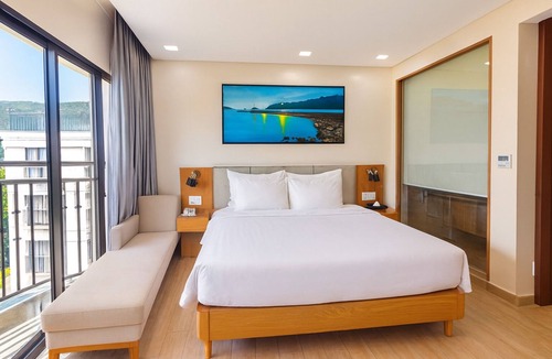 Con Son Hotel | Marina Bay Con Dao Hotel