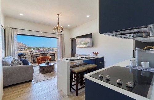 Marina Condo | Marina Cabo Plaza Top Floor Penthouse Suite #302