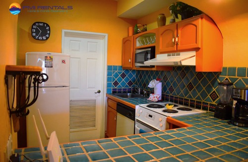Bella Vista Condo | Marina Pinacate B-215 Pool View 2 Bed/2 Bath