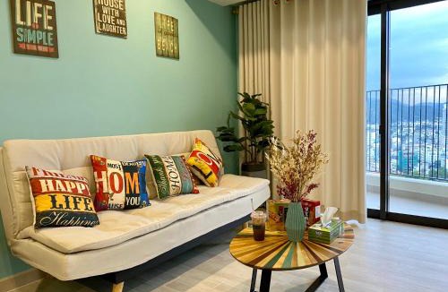 Tran Phu Beach Apartment | MASTER Gold Coast Apartments