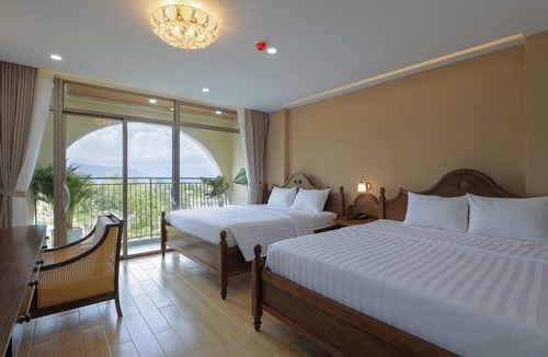 Con Son Hotel | Maya Hotel 4