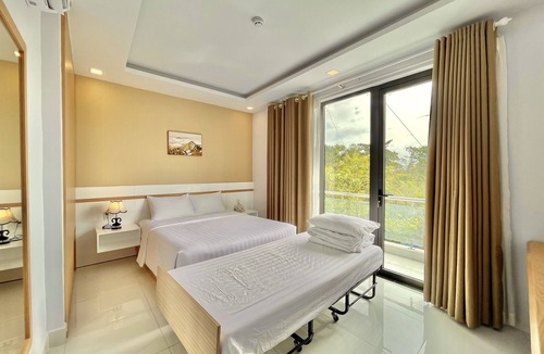 Con Son Hotel | Maya Hotel