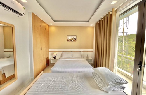 Con Son Hotel | Maya Hotel