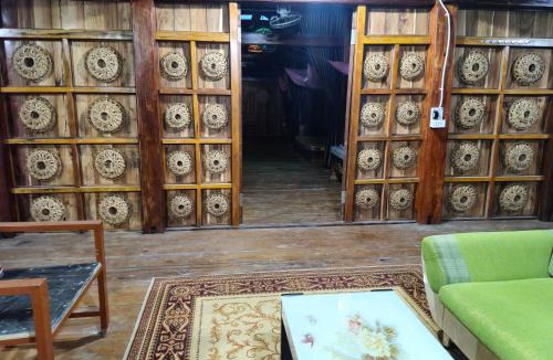 Cai Lay House | mekong floating market Nam Giang homestay