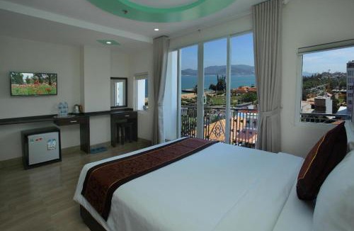 Tran Phu Beach Hotel | Melyna Hotel Nha Trang Beach