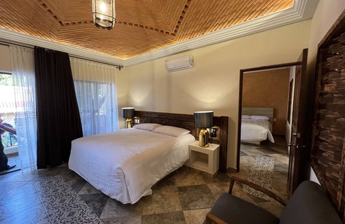Central Cuernavaca Hotel | Mesón de las Delicias