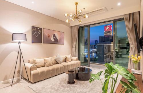 Thu Thiem Apartment | Metropole Condo City Central Sy's Home