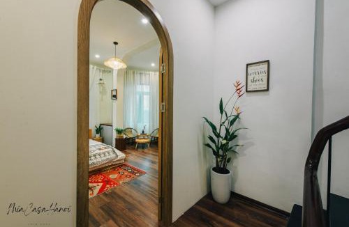 Dong Da Apartment | MiaCasaHanoi Homestay- King Bed - Free laundry - Netflix & Rooftop Chill