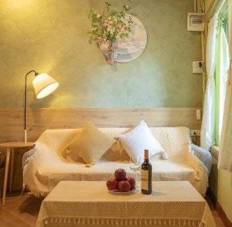 Hanoi Backpacker Quarter Apartment | MiaCasaOldQuarter - 3 Beds - Netflix-Big Balcony
