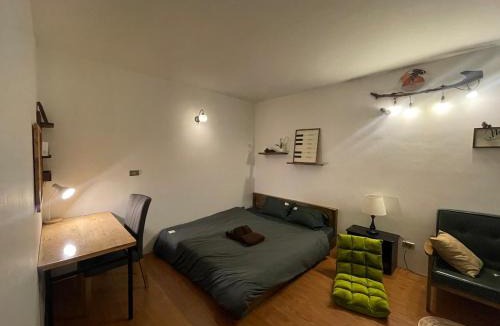 Quang An Apartment | Mind Room Rooftop Lakeview Retreat in West Lake