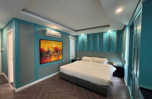 Hang Trong Hotel | Minerva Church Hotel