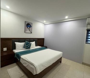 Ha Long Bed & Breakfast | Minh Hưng Motel