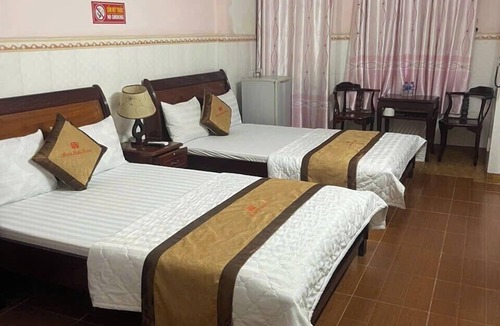Tan Binh Hotel | Minh Hieu Hotel
