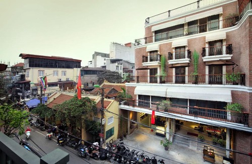 Hang Buom Hotel | MK Premier Boutique Hotel