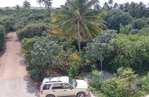 Hunucma Villa | Modern 3 bedroom beachfront villa